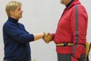 10.12.2012 Weißer Pfeil mit Gabi